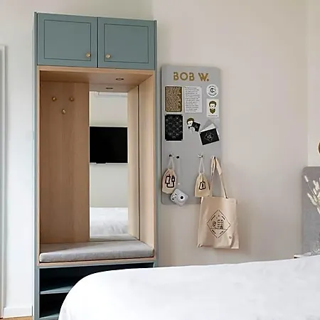 Bob W Zentrum Aparthotel 4*